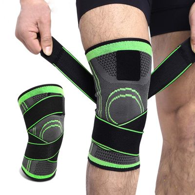 1Pair Knee Brace ,Compression Support Knee Sleeve with Adjustable Strap Knee Pad for Pain Relief, Meniscus Tear, Arthritis, ACL, MCL,Suit for Running, Cycling, Tennis, Golf,Basketball (black, M)