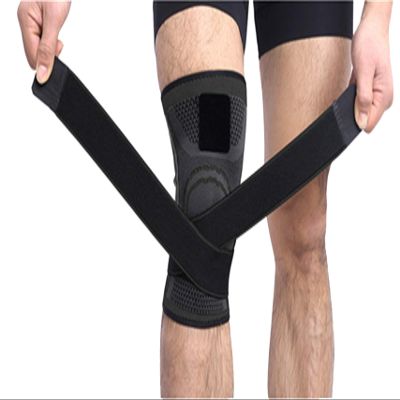 1Pair Knee Brace ,Compression Support Knee Sleeve with Adjustable Strap Knee Pad for Pain Relief, Meniscus Tear, Arthritis, ACL, MCL,Suit for Running, Cycling, Tennis, Golf,Basketball (black, XL)