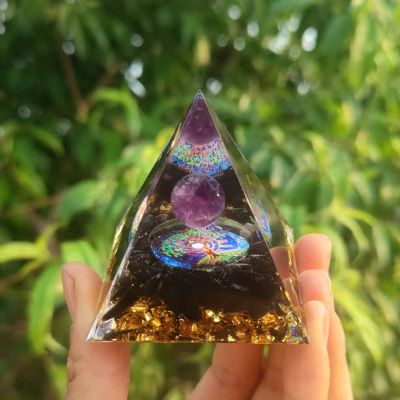 XLDECOR Crystal Ball Pyramid Stone with Tree of Life Symbol, Positive Energy Chakra Healing Stone Reiki Pyramid Decoration for Meditation, Spiritual Healing, Office Feng Shui,Q47-1.96in
