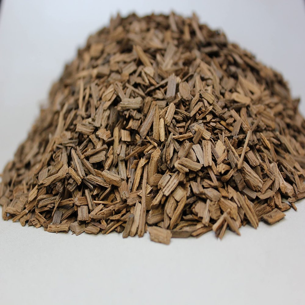 Oak Chips Inc. American Oak Chips Small Grade (Screened) for Brewing - Medium Plus Toast - 2 lbs - Perfect for Aging Wines, Spirits, Beer, and More!