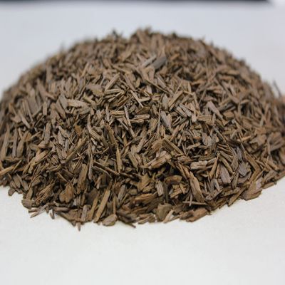 Oak Chips Inc. French Oak Chips Small Grade (Screened) for Brewing - Heavy Toast - 2 lbs - Perfect for Aging Wines, Spirits, Beer, and More!