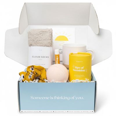 Unboxme Sunshine Spa Gift Basket for Women, Care Package with Tea, Mug, Bath Bomb, Socks, Self Care Gifts for Women, Valentine's Day, Birthday, Get Well
