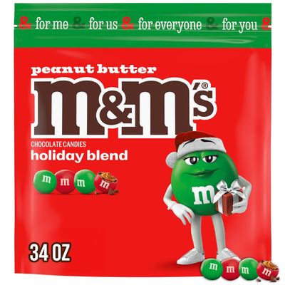 M&M'S Peanut Butter Red & Green Milk Chocolate Christmas Candy Bulk Assortment, Bulk Christmas Candy 34 oz Resealable Bag