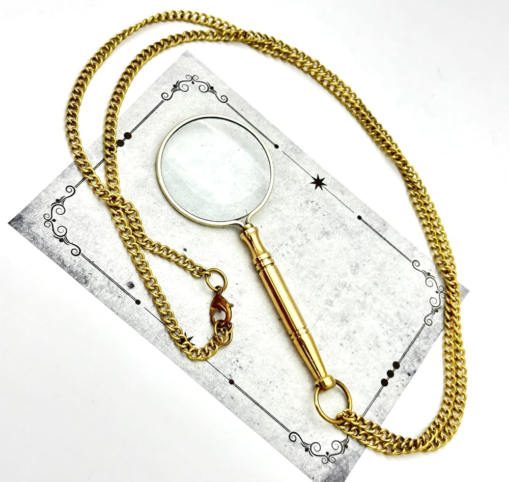 10X Magnifying Glass Necklace  Vintage Pendant Magnifier with Chain  Hands-Free Reading Magnifier for Jewelry, Library, Crafts, and Close-Up Work  Optical Glass Lens for Women & Men Gifts