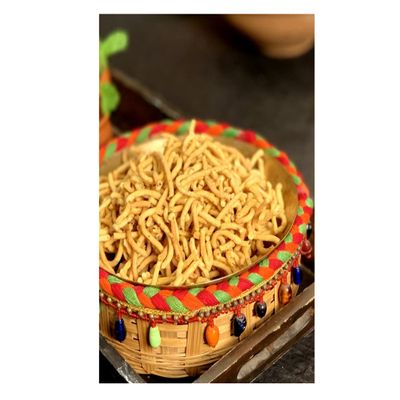 Bania Bhaiyaji Ratlami Sev Marwari Ratlami Sev Bhujiya Namkeen Farsan||No Palmolein Oil||No Preservatives | Fresh Indian Namkeen | Tasty Sev Bhujia made in Groundnut oil-150g*2Pack