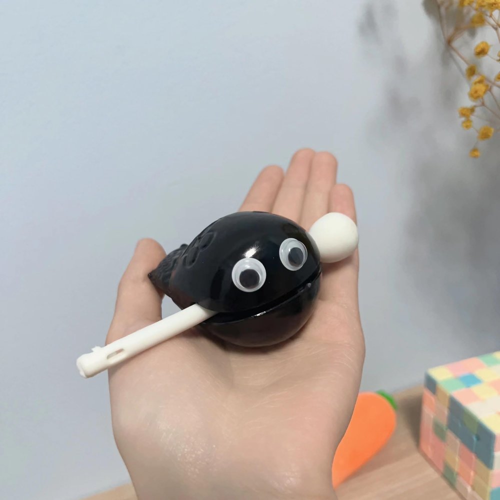 MJKO Small Wooden Fish Decompression Toy