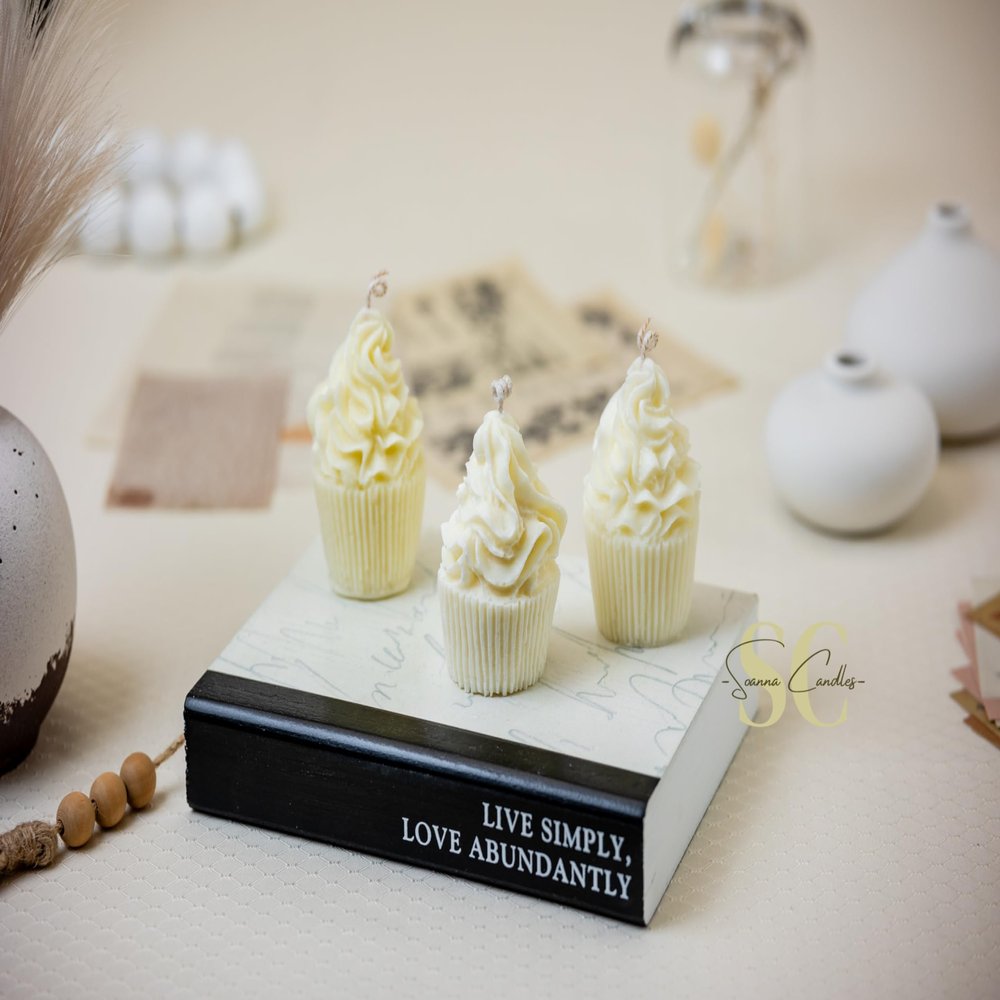 Set of 2 Cupcake Candle Natural Soy Wax Handmade Birthday Cake Candle Gift for Women (Baby Pink)