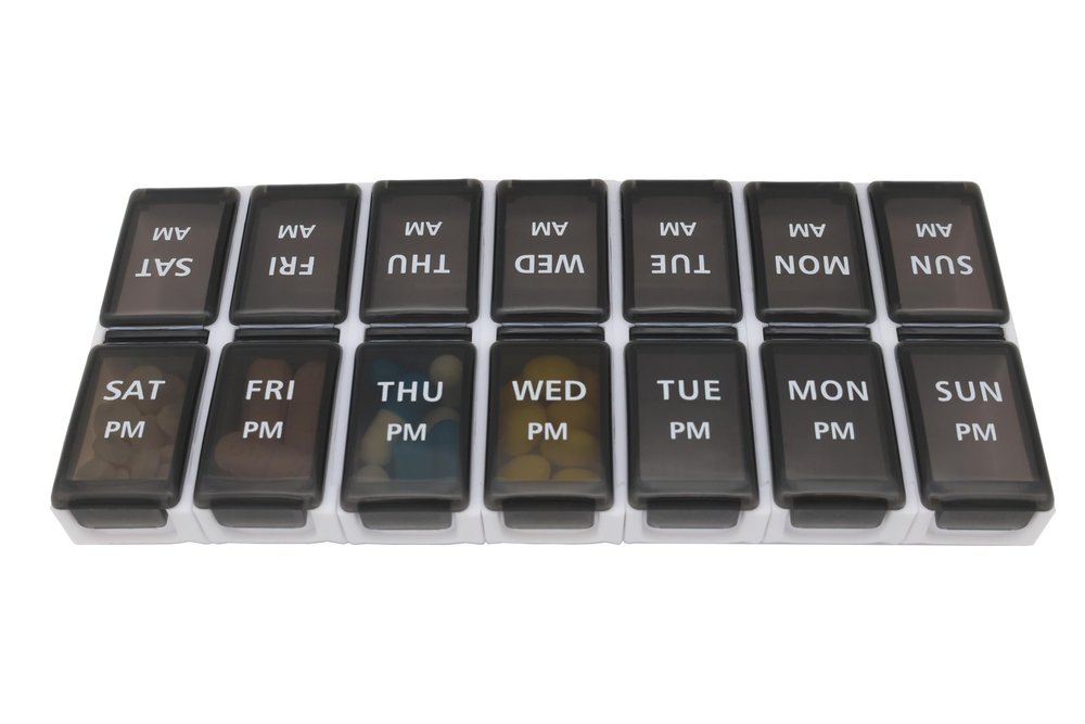 7 Day Weekly Pill AM PM Organizer, ShysTech Large Pill Case Pill Box for Pills/Vitamin/Supplements/Medication (Separable, Small Black)