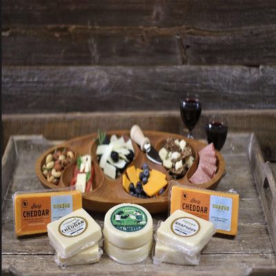 Cheese Bros. "Sharp and Flavorful" Gift Box |Fresh from Wisconsin | Featuring Aged Cheddar, Fratello, Door County Duet | Perfect for Charcuterie Board and Food Gifting Idea