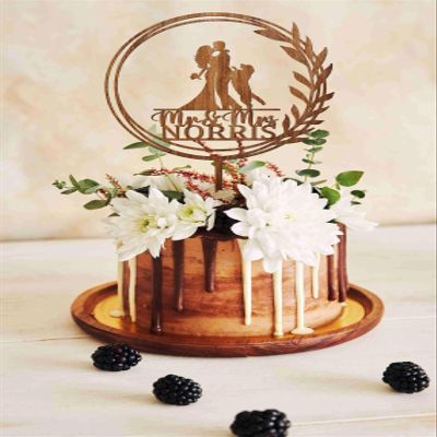 TiTaicor Boho Floral Wedding Cake Topper with Dog,Wreath Cake Topper with Dog,Mr Mrs Wedding cake topper,Golden Retriever Cake Topper for Birthday Engagement Anniversary Wedding Shower Supplies.