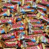 Yummy Chew Twix Chocolate Candy Bars - Fun Size Twix Candy Bars - Individually Wrapped Bulk Twix Chocolate Bars - Twix Caramel Milk Chocolate Cookie Bars - Bulk Candy Bag (Pack of 65) view 2