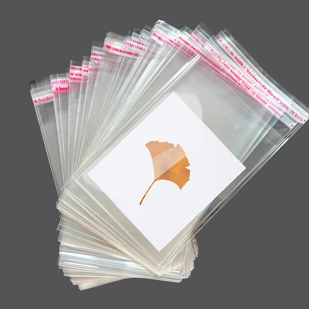 200pcs Self Sealing Plastic Bags for Packaging, Resealable Transparent Cellophane Self Adhesive Sealing OPP Poly Bag for Candies Cookies Cards Party Favors, 4x6 inches