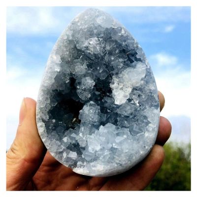 AMHIL Natural Crystal Rough 500g Natural Beautiful Blue Celestite Crystal Geode Cave Quartz Cluster Mineral Specimen Healing