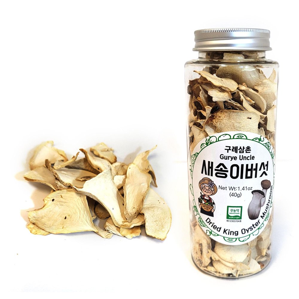 tomnada Gurye Uncle 100% Korea Natural Dehydrated Vegetable Flakes Cut & Sifted in Reclosable Bottle for Soup, Ramen Topping, Stir-fries, Salad - King Oyster Mushroom 40g