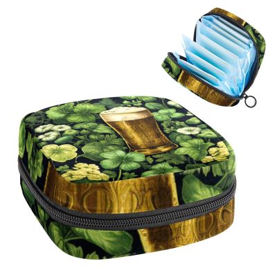 Happy St Patrick's Day Four Leaf Clover Menstrual Pad Purse for School, Tampons Collect Pouch for Women Girls, Soft Sanitary Napkin Disposal Bags