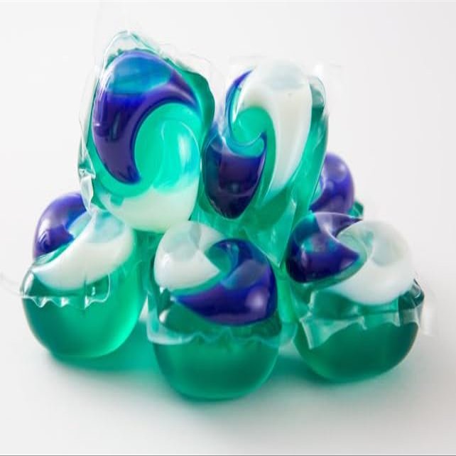 On Vacation, short gateway or even a weekend out, you need to clean it up we can help + King Combo QR Code ((6 Laundry Pods Hypoallergenic Free of dyes&perfumes))