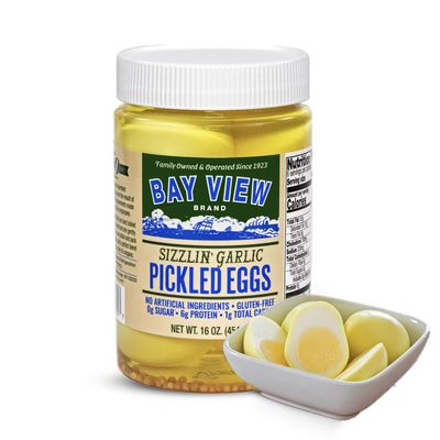 Bay View Pickled Eggs, No Artificial Ingredients, Gluten Free, 0g Sugar, 6g Protein, Fresh Grade A Eggs, Boiled and Peeled (16oz, Sizzlin' Garlic)