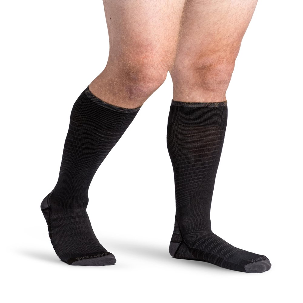 Unisex Motion Flow Tech Compression Socks 20-30mmHg - for Men & Women - Graduated Stockings for Varicose Veins, Edema, Athletes, Pregnancy, Travel, Nurses, Runners & DVT - Black - Small Long