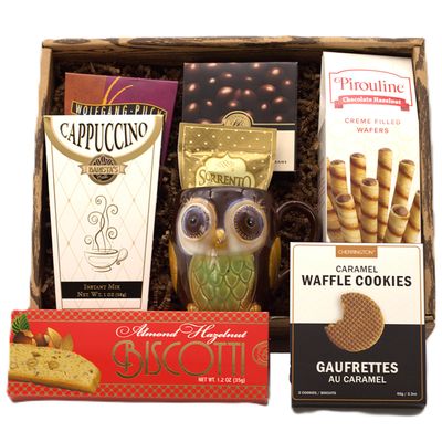 Gift Basket Village - Morning Brew Coffee Lovers Basket, Featuring Assorted Coffees, Mug & Gourmet Treats, Ideal for Any Occasion