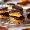 Jaffa Duo Orange Jelly & Chocolate Covered Biscuits 250g Twin Pack - Rich Cocoa, Real Orange Juice, 52% Cocoa Coating Jaffa Cakes, Multiple Sizes 125g, and 250g (125 G, 12 PCS) view 3