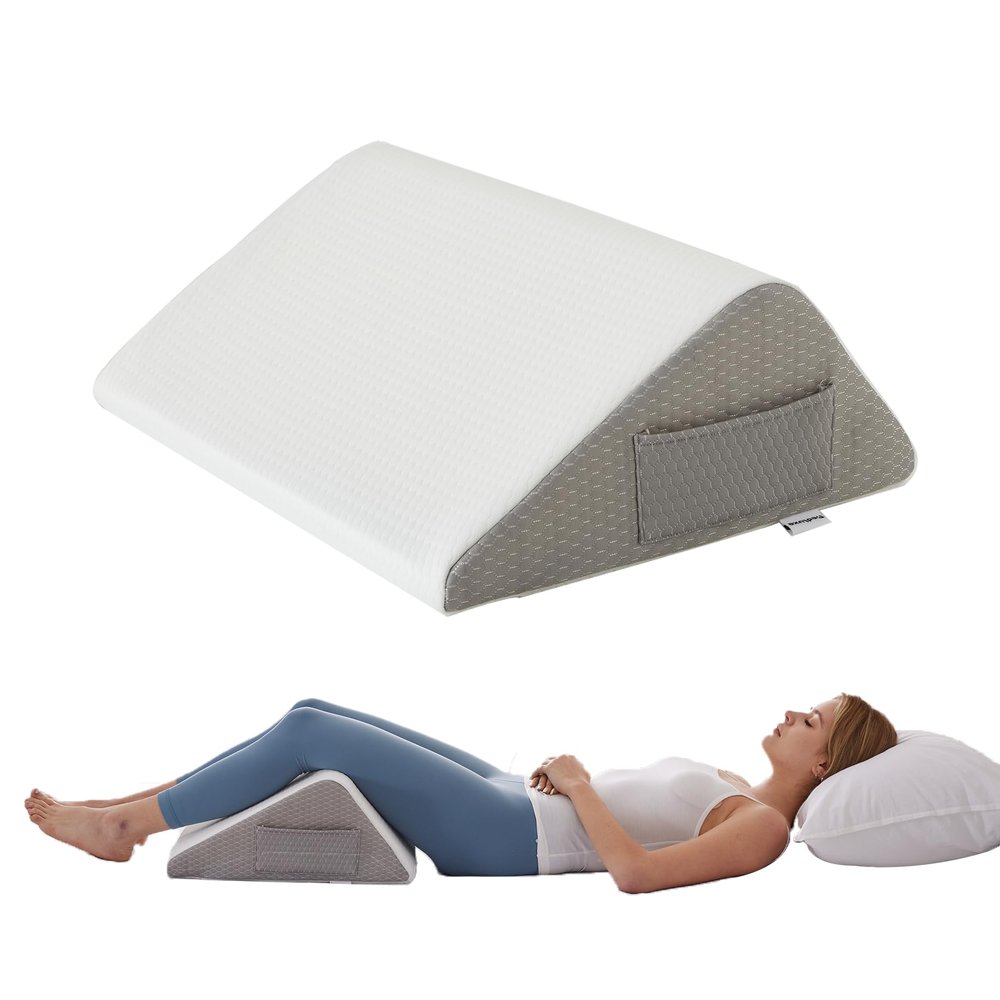 Knee Wedge Pillow, Memory Foam Leg Pillow Bed Wedge for Sleeping, Post Surgery Triangle Pillow Wedge for Knee Support, Leg Elevation, Knee Hip Back Pain Relief (23.6" x 23" x 7.9", Large Size, White)