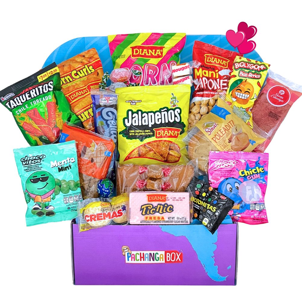 International El Salvador Snack Box - Ideal Gift! Tasty Hispanic and Latin American Snacks - FREE Custom Sticker