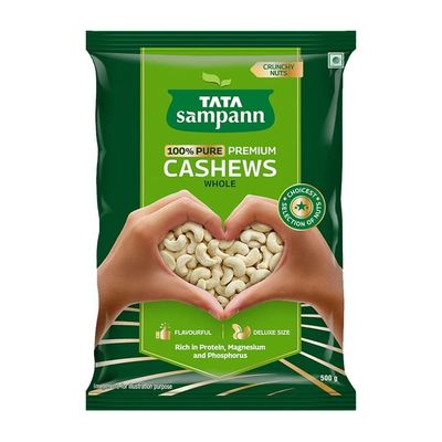 NineLife Basics Pure Cashews Whole, Kaju, Rich in Protein, Magnesium & Phosphorus, Deluxe Size & Crunchy Nuts, 500g