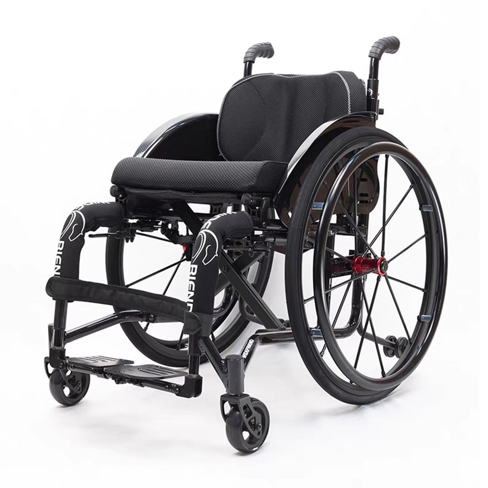 Sports Leisure Wheelchair Disabled Manual Self Propelled Wheelchair Lightweight Folding Aluminum Alloy Wheelchair Suitable with Quick Release Rear Wheels & Anti-Tip Wheels(Width 36cm/14.1in,Black)