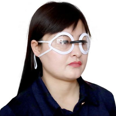 2 Pack Eye Shield Plastic Eye Shield Eye Patch for Eye Surgery Covering Breathable After Surgery Eye Protection Cataract Surgery Eye Patch Covered Edge Transparent Ventilated Eye Protections
