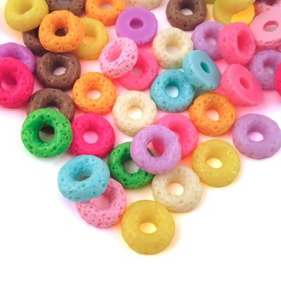 picocosmxiruo 25Pcs Multicolor Fruit Rings Cereal Cabochons, Assorted Fruit Donut Cabochons, Faux Food,Fake Food,Fake Bakes,Food Props(NOT Edible)