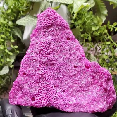 KatLin Natural Stone Natural Rough Red Corundum and Mineral Spirit Ruby Raw Gemstones(150-200g)