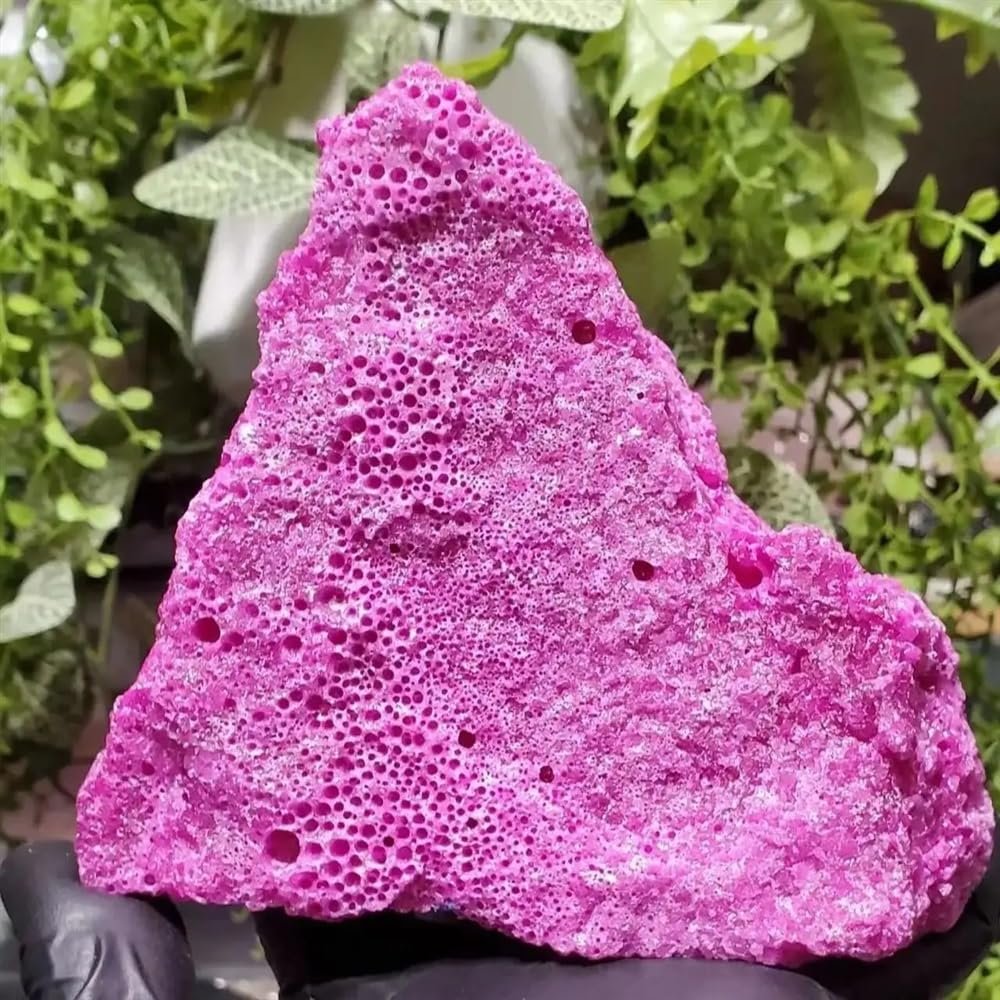 KatLin Natural Stone Natural Rough Red Corundum and Mineral Spirit Ruby Raw Gemstones(150-200g)