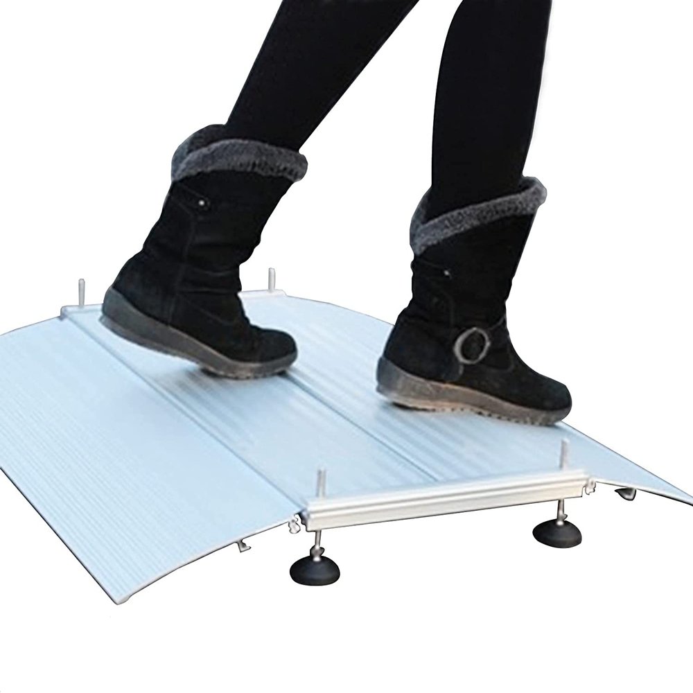 Bridge Ramp for Wheelchair/Pram, Sturdy Doorway Transition Threshold Ramps Non Slip Door Entry Ramps with Foot Stand for Walker/Motorbike/Troey (Size : 70x74cmx6cm)
