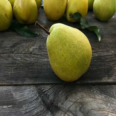 Fresh delicious D'anjou Pears by RawJoy Farms, 5 Pound