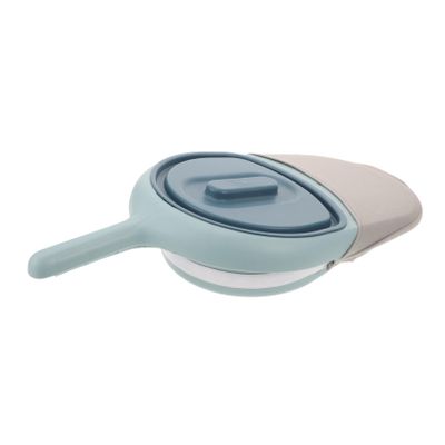 FOYTOKI Lidded Patient Bedpan Smooth Plastic Design for Easy Cleaning Portable Urinal for Elderly Pregnant Women for Home Car Camping Use Lightweight Compact Random Color