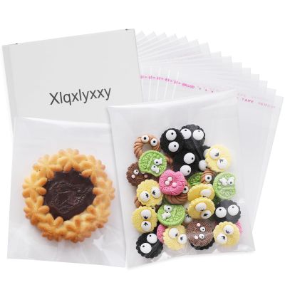 200 Pcs 4x6 Inch Clear Resealable Cellophane Bags, Self Sealing Cookie & Candy Bags for Treats, Party Favors, Gift Packaging