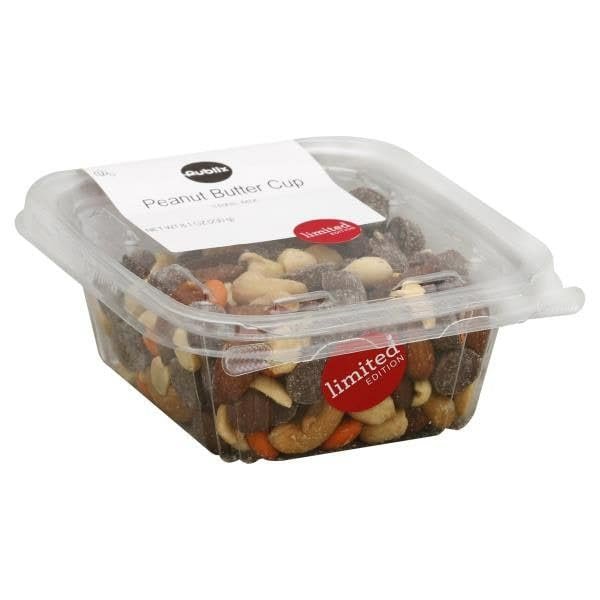Publix Peanut Butter Cup Trail Mix - 8.1 oz (230g)