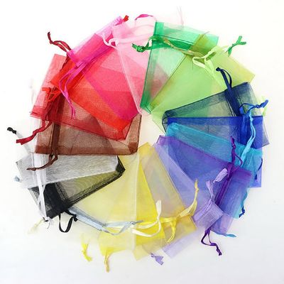 100 Pcs Christmas Organza Bags, Sheer Organza Bags Jewelry Gift Bags Mesh Organza Jewelry Bags Mini Candy Bags for Wedding Party Christmas Festival (Mixed Colors)