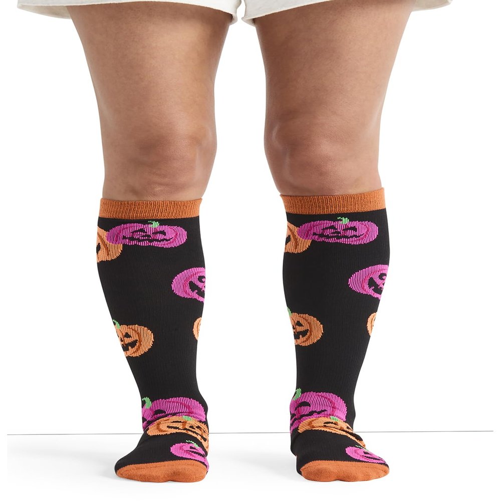 Cherokee Women's 10-15mmHg Compression Socks  Fun Print Knee Highs with Light Support, Soft Feel - PRINTSUPPORT, Plus, Happy Pumpkins