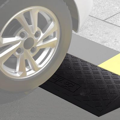 OUKEJNM 1.6" 3" 5" Rise Threshold Ramp, Wheelchair Ramp for Home Steps, Driveway Curb Ramps, Rubber Entry Ramp, 1.2"-4" 550Lbs/ 4.3"-7.5" 2204Lbs Load Capacity(Black,1.6" Rise/4cm)