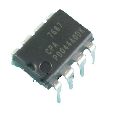 4 pices ICL7667CPA ICL7667 DIP-8 7667 DIP8