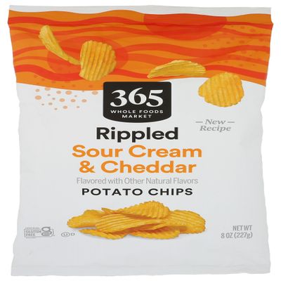 365 By Whole Foods Market, Potato Chips Rippled Cheddar & Sour Cream, 8 Ounce