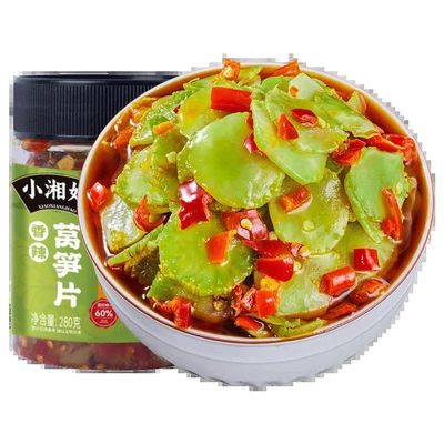 Hunan specialty chili sauce, Spicy dried radish, Hot sauce 280g, Instant Gongcai, Red pepper paste, Spicy and crispy vegetable snacks, Noodles sauce, Chinese pickles, Seasoning (Spicy Lettuce,1 can)