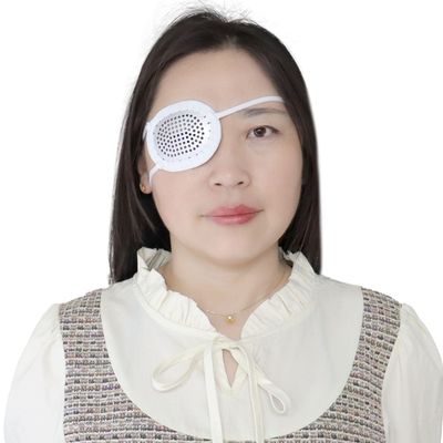 2 Pack Aluminum Eye Shield Convex Patch Clear Eye Patch with Head Strap Ventilated Eye Coverings Breathable Eye Injury Shield Protections for The Treatment of Traumatic Eye Injury Outside