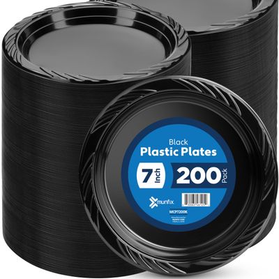Munfix 200 Black Plastic Plates Set - 7 Inch Disposable Dessert/Salad Plates, Bulk Pack for Party, BBQ, Picnic, Parties, Travel and Events, Microwavable Recyclable