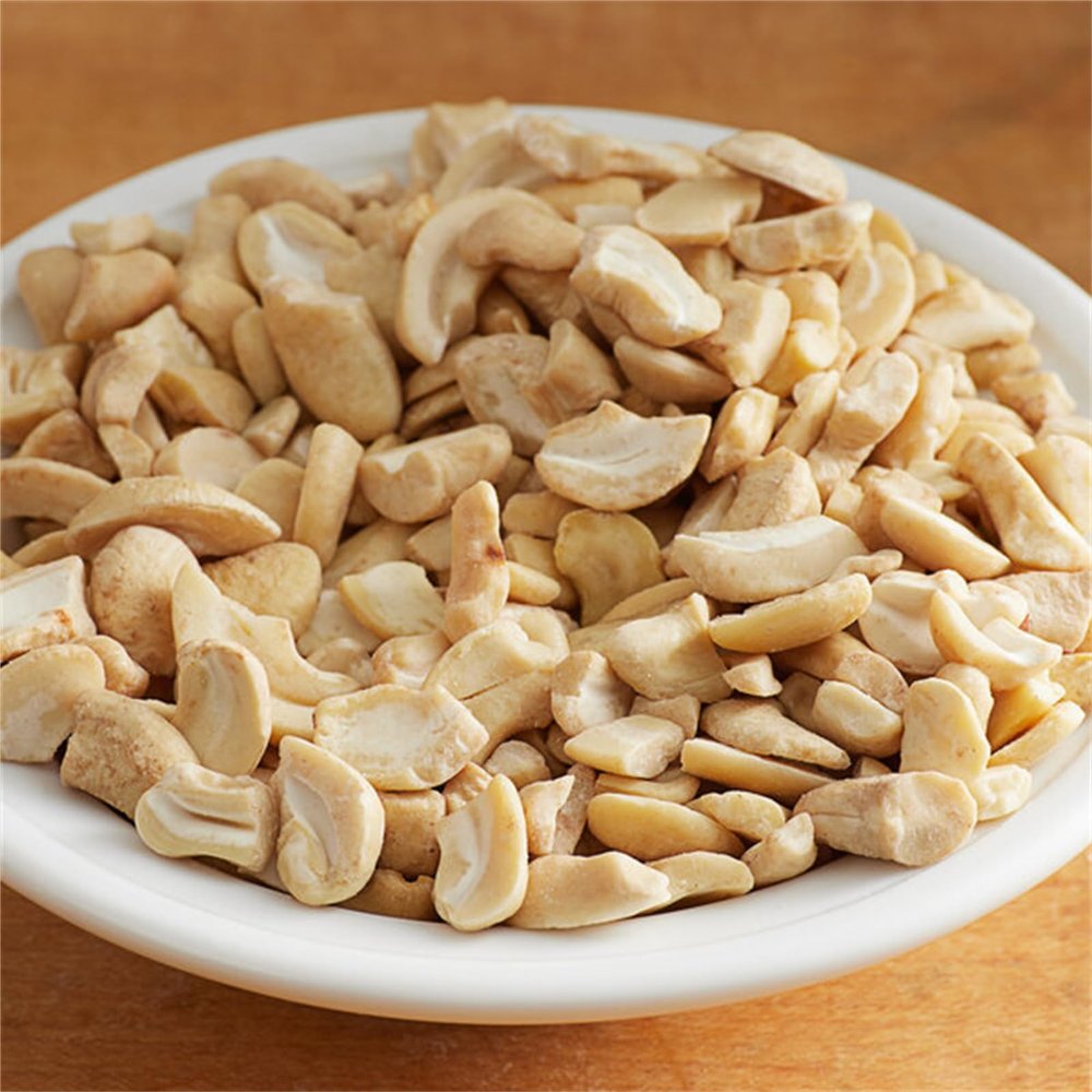 Regal Large Raw Cashew Pieces 5 lb. WS-113CSPCRW5-NF