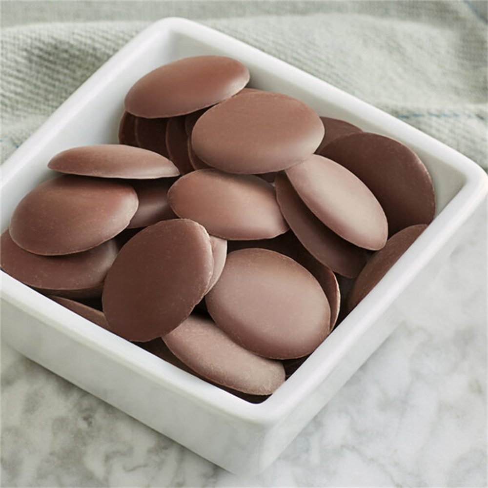 25 lb. Lever du Soleil 61% Semi-Sweet Wafers WS-409G3610C25-NF
