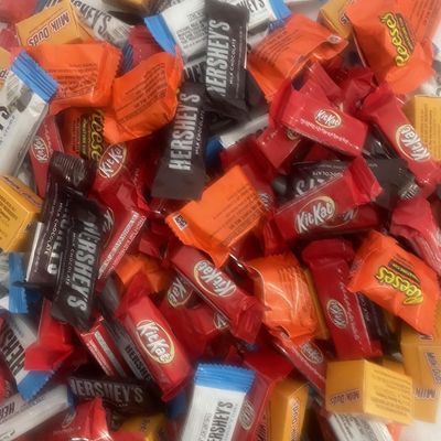 Bulk Chocolate Candy Bar Mix, Chocolate Halloween Candy Bulk, Individually Wrapped Candy Bars - 4 LBS