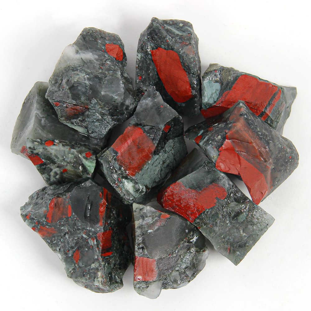 1.1lb Bulk Raw Bloodstone Rough Crystal-Natural Blood Stone Raw Stones Crystal for Tumbling, Cabbing, Fountain Rocks, Decoration,Polishing, Wire Wrapping, Wicca & Reiki Crystal Healing