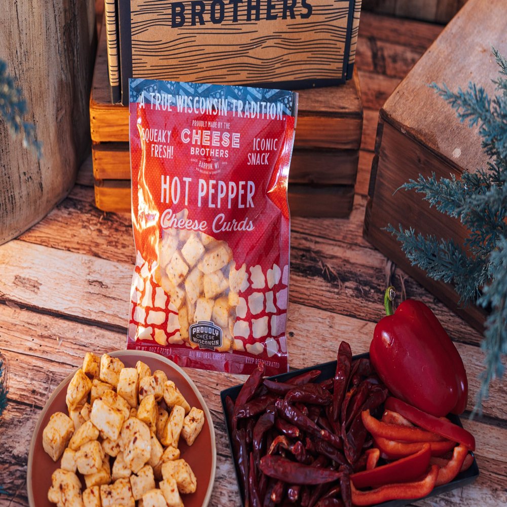 Cheese Bros Squeaky Fresh Wisconsin HOT PEPPER Cheese Curds | 8 Pack | 6 OZ bags | Gourmet Gift for Families